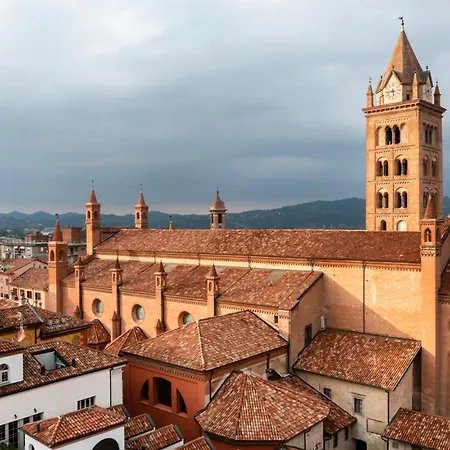 Il Duomo Lägenhet Alba (Piedmont)